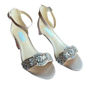 Betsey Johnson Kass Sandals Women's Sz 6.5 Champagne Block Heel Rhinestones